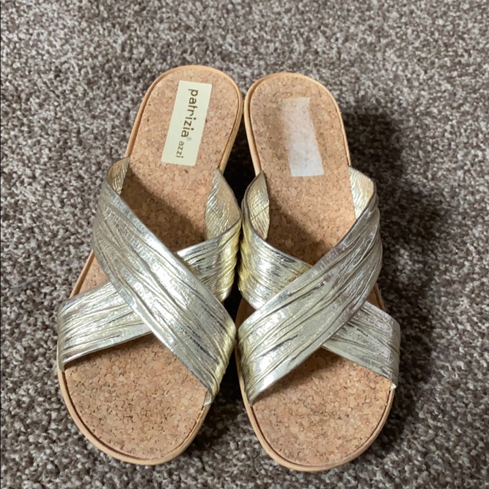 Patrizia Azzi sandals Eur size 37 Gold with cork